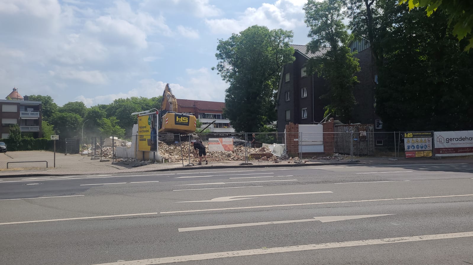 Abbruch alte Rheinerstraße in Lingen – Abbruch in Lingen durch HS Erdarbeit & Abbruch